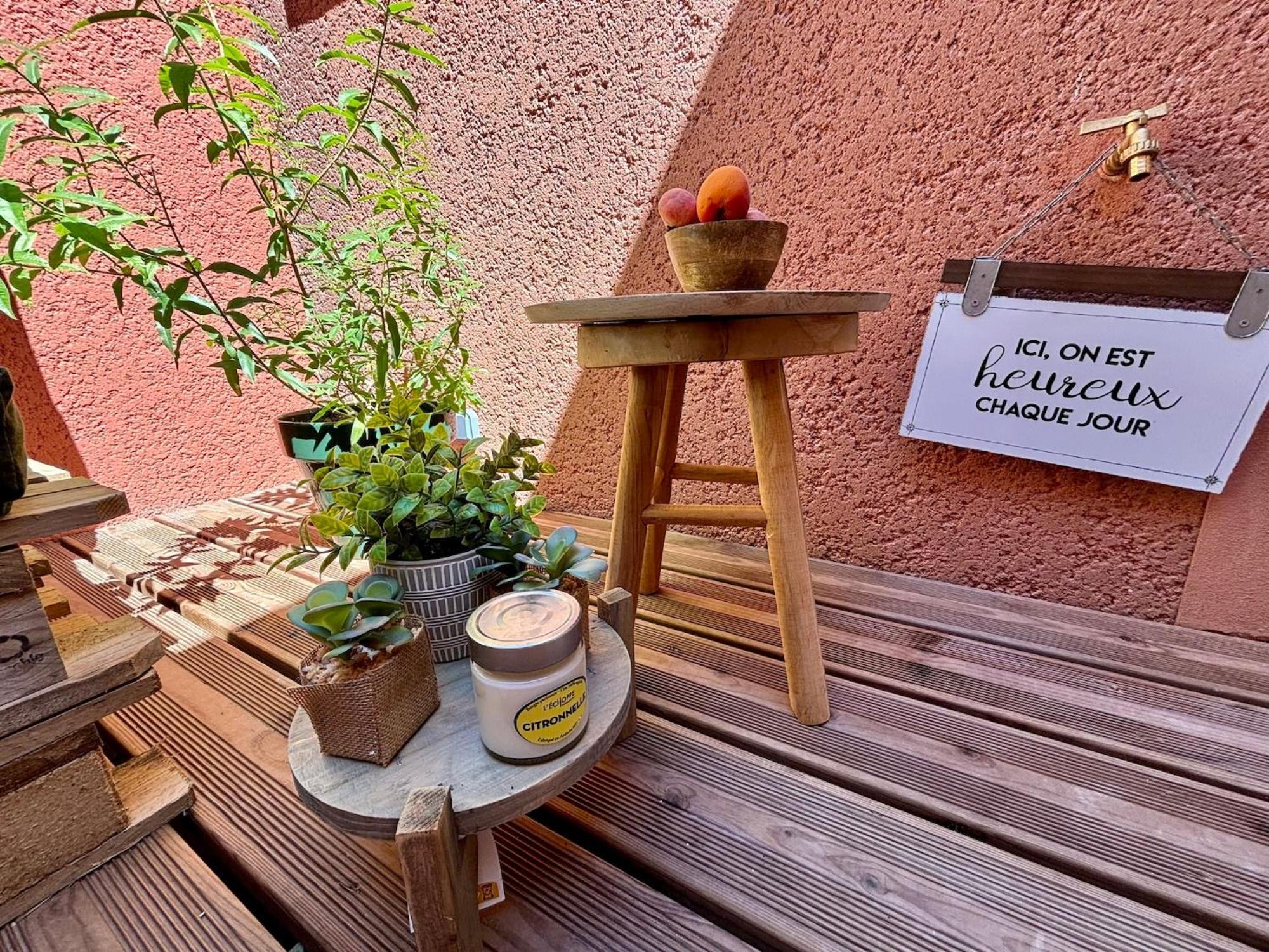 Maison Pour 12P, Piscine A Debordement Chauffee D'Avril A Octobre Inclus Ruoms Zewnętrze zdjęcie